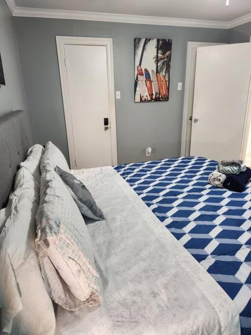 Blue Shark *E2* @ Midtown 1Br King Suite Houston Exteriör bild